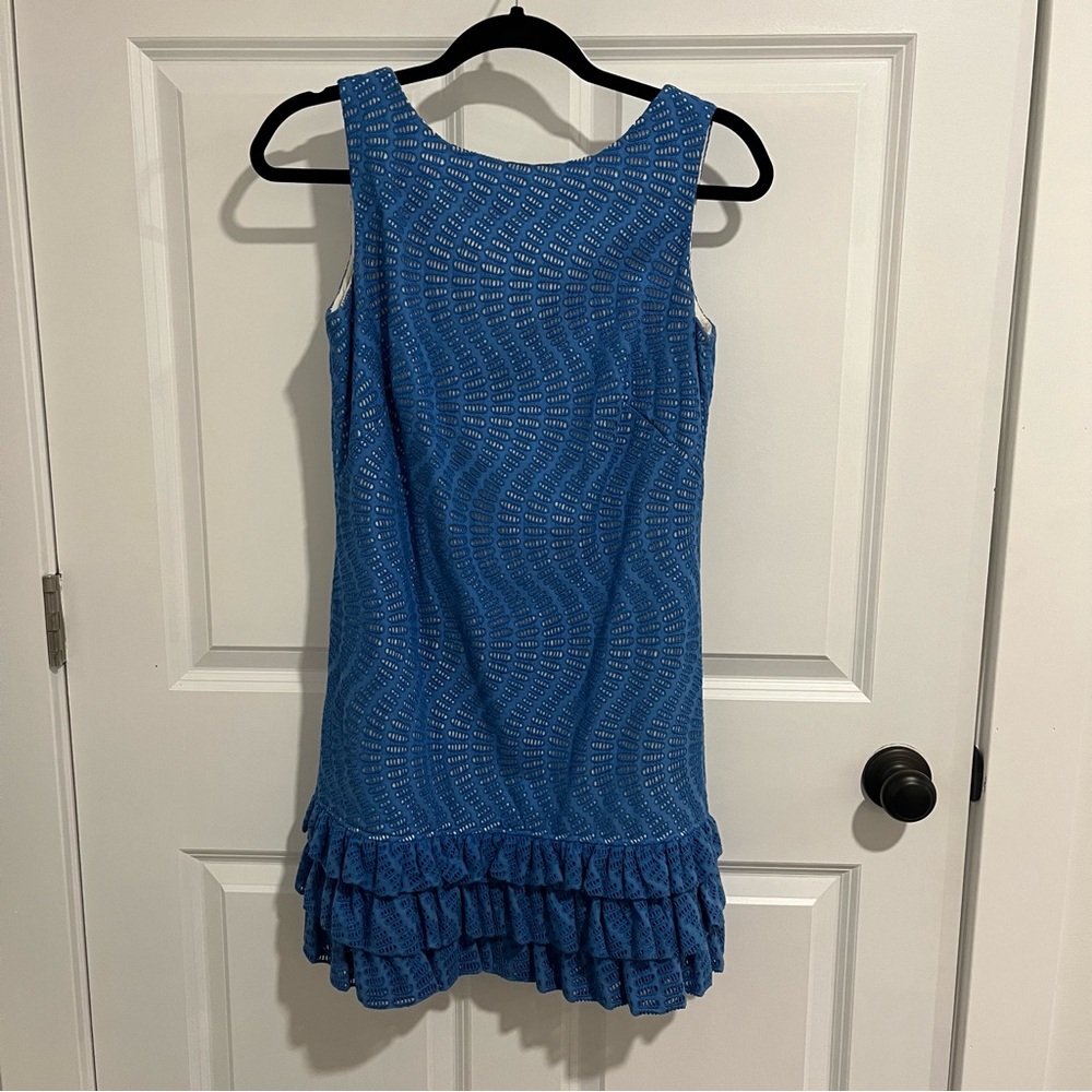 Lily Pulizer sleeveless lace dress w/ruffle bottom